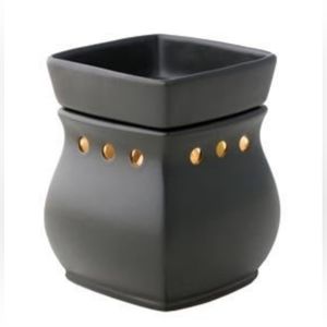 Scentsy warmer classic curve black (includes FREE bulbs & Wax of Choice)